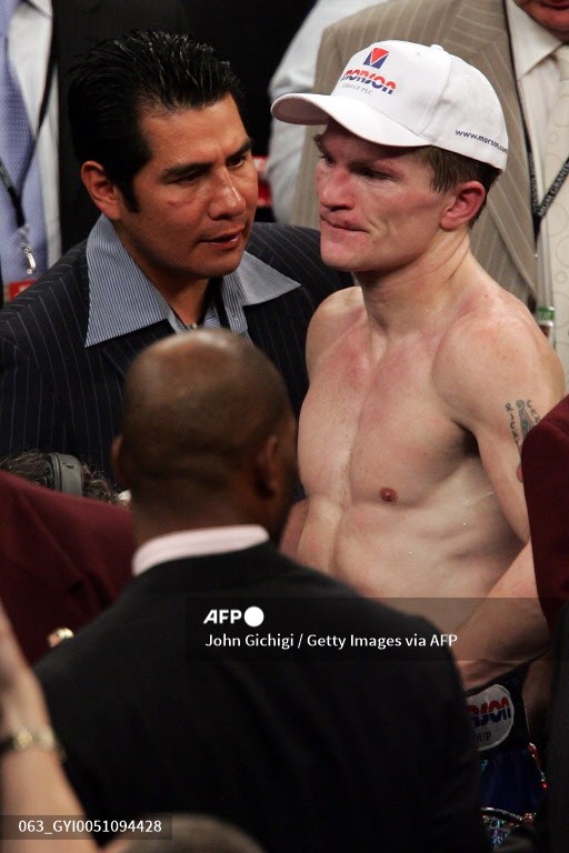 Barrera VS Hatton Dua Jawara Dunia Era 2000an Kembali Tanding di Ring